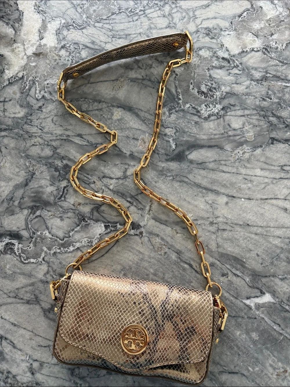 Tory Burch Metallic Snake-Effect Crossbody Bag - Gold